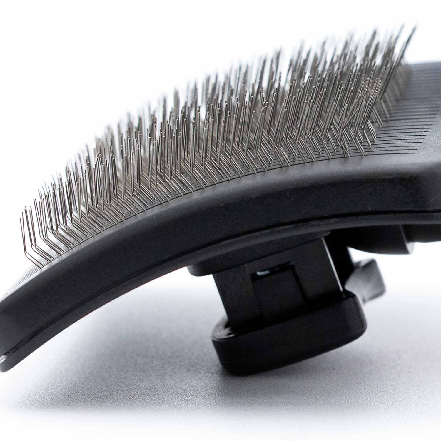 Self-Cleaning Grooming Brush